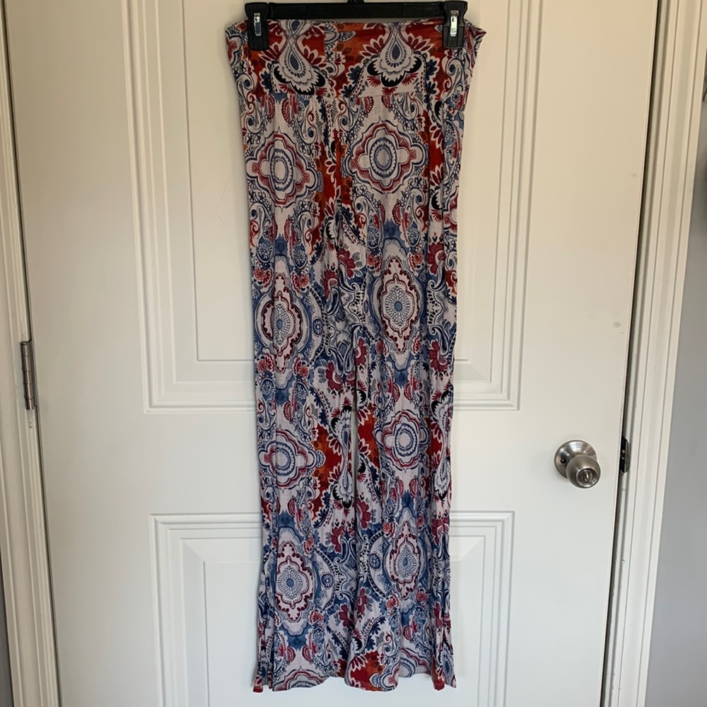 Soft flowy printed pants
